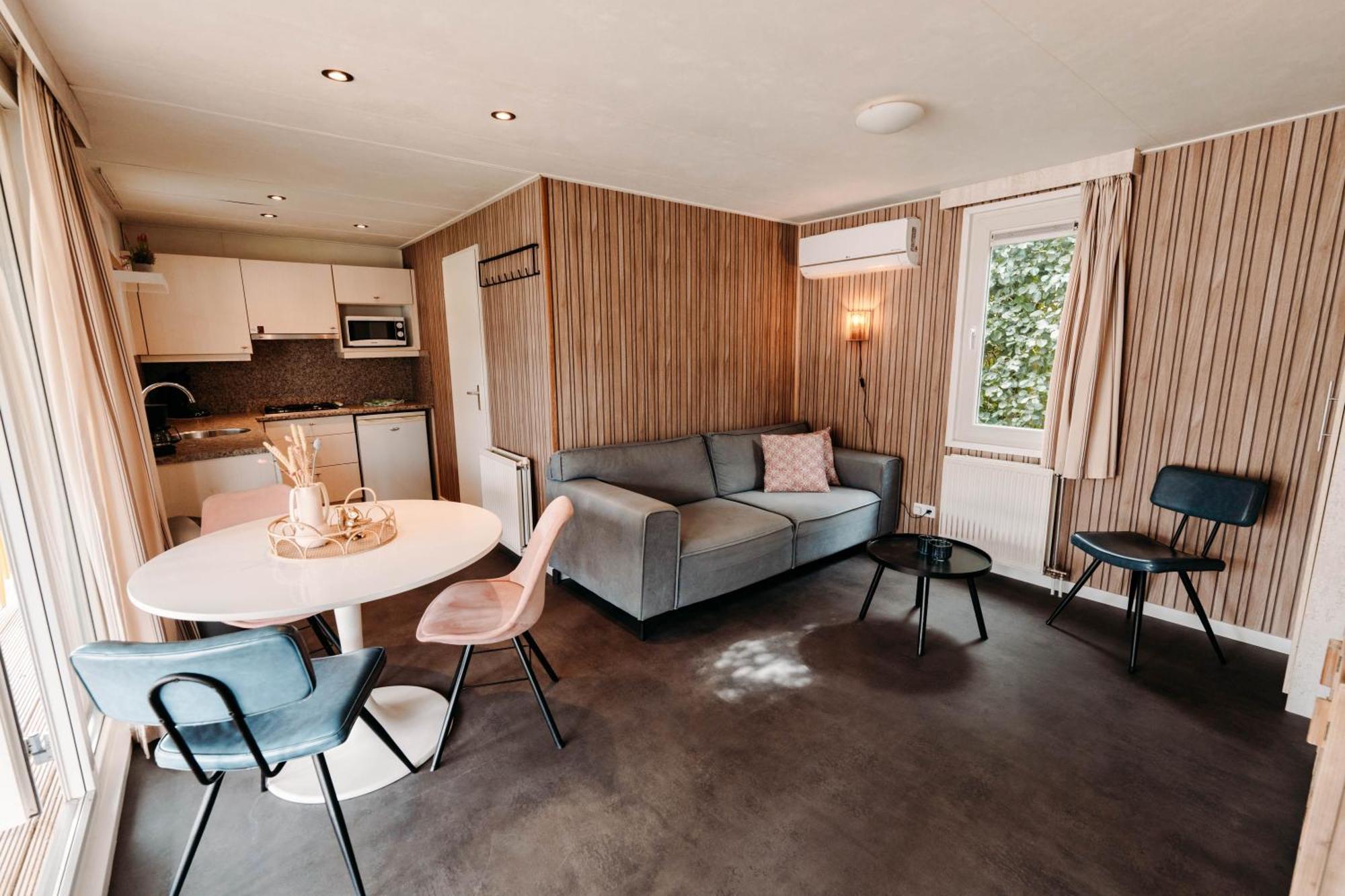 Chalet Tulpenweide - Recreatie Breezand Bagian luar foto